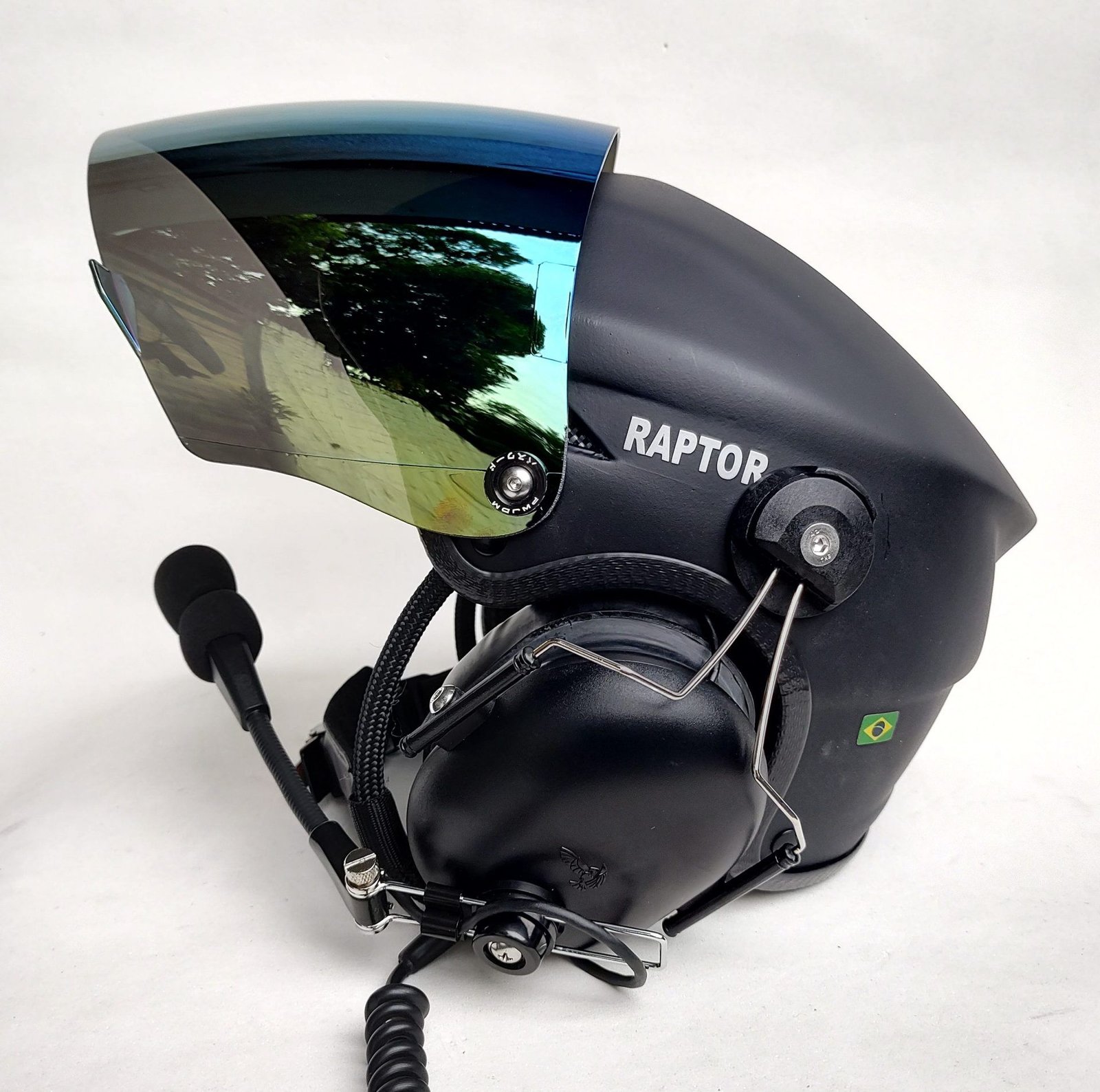 CAPACETE RAPTOR COR PRETO FOSCO COM VISEIRA MODELO FULL FACE E SISTEMA DE PRENDER A FONIA MODELO TIPO 3M - Imagem 26