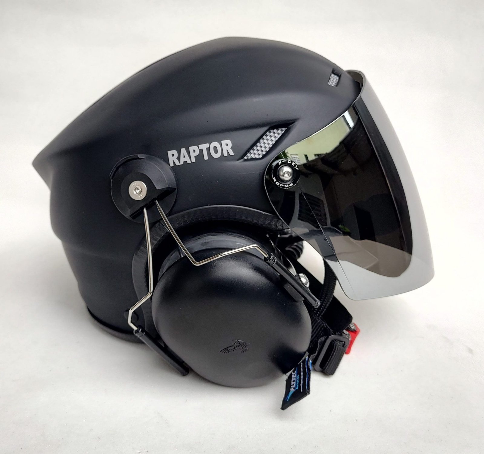 CAPACETE RAPTOR COR PRETO FOSCO COM VISEIRA MODELO FULL FACE E SISTEMA DE PRENDER A FONIA MODELO TIPO 3M - Imagem 15
